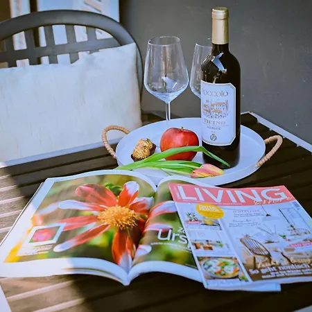 Ruga House In 7 Apartman